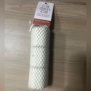 White Haircare Capsule Set